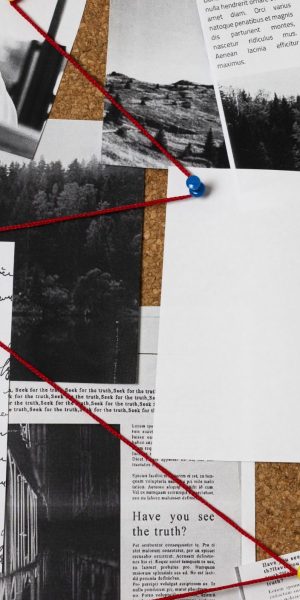 composicion-del-concepto-de-verdad-en-un-escritorio-de-detective (1)